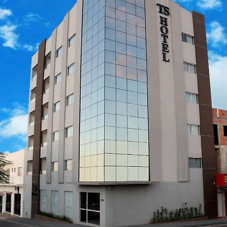 Ts Hotel Porteirinha Exteriér fotografie